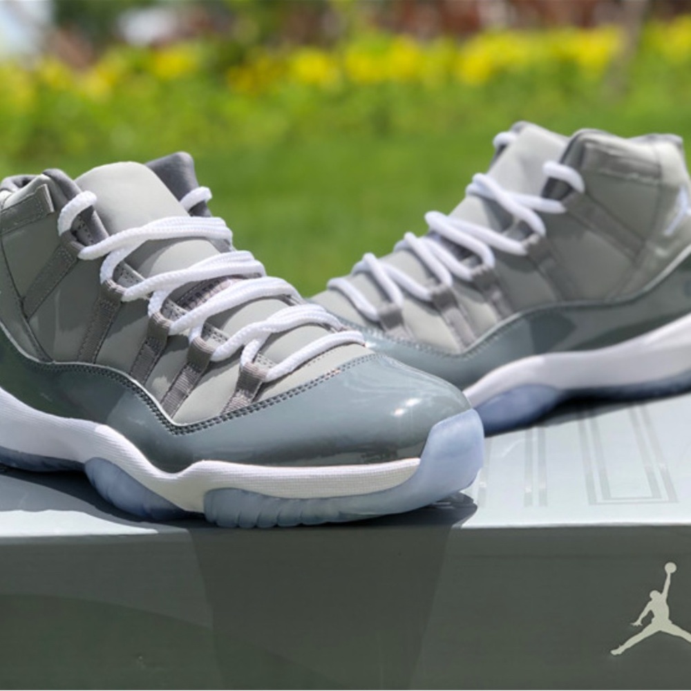Air Jordan 11 Retro cool grey 2021 - Picture 2 of 5